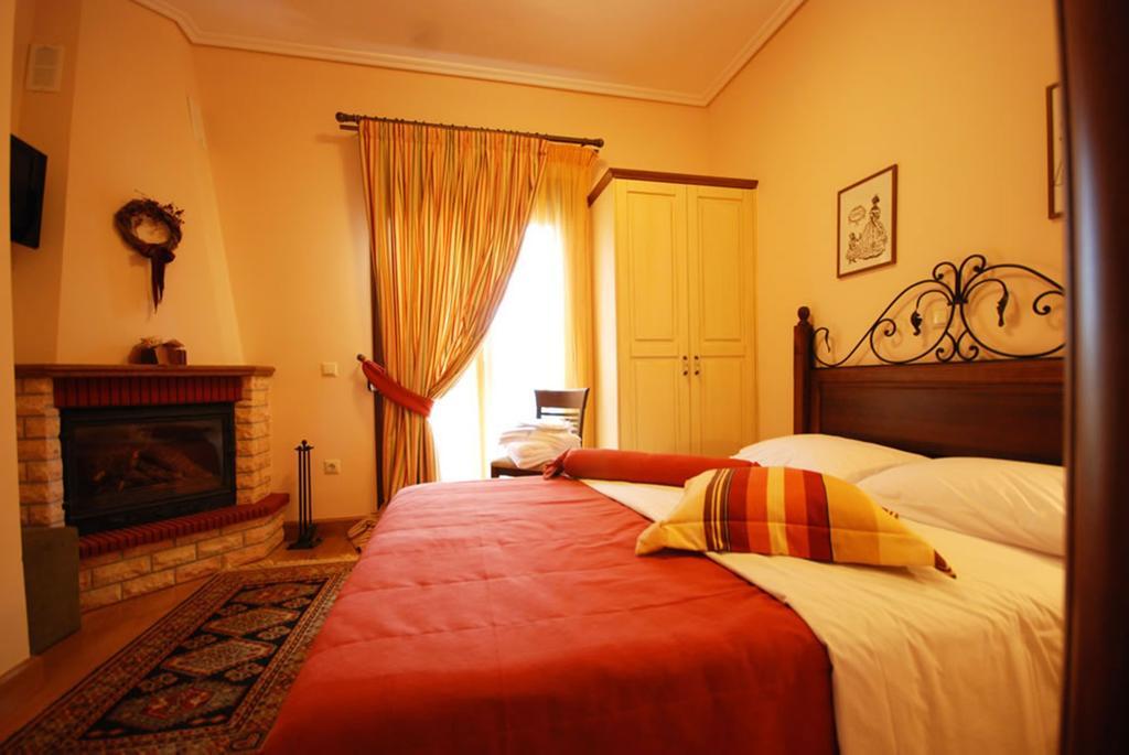 Valentini Guesthouse Karpenisi Номер фото
