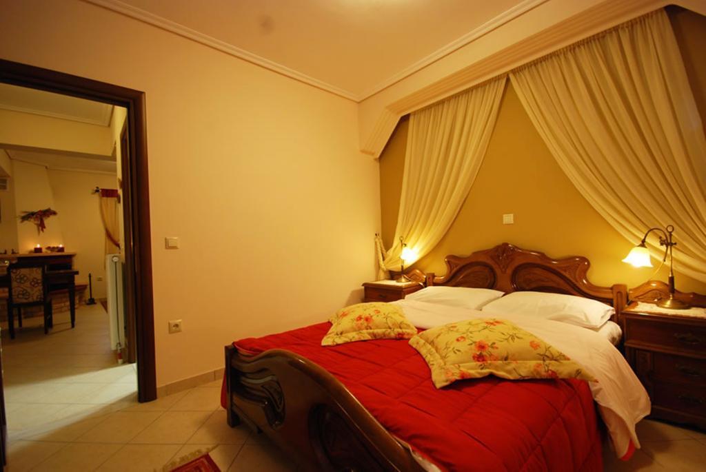 Valentini Guesthouse Karpenisi Номер фото