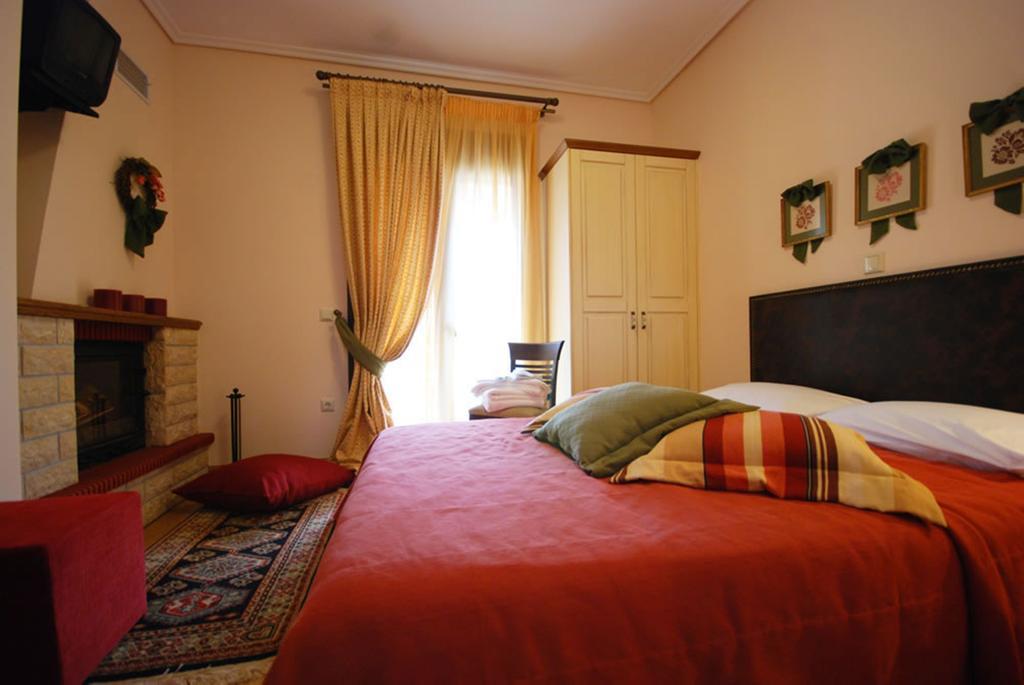 Valentini Guesthouse Karpenisi Номер фото